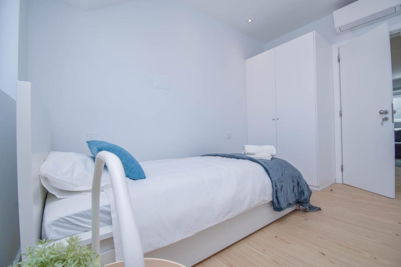 Central & Stylish 2 Bedroom Apartment W/ Balcony Κασκαΐς Εξωτερικό φωτογραφία