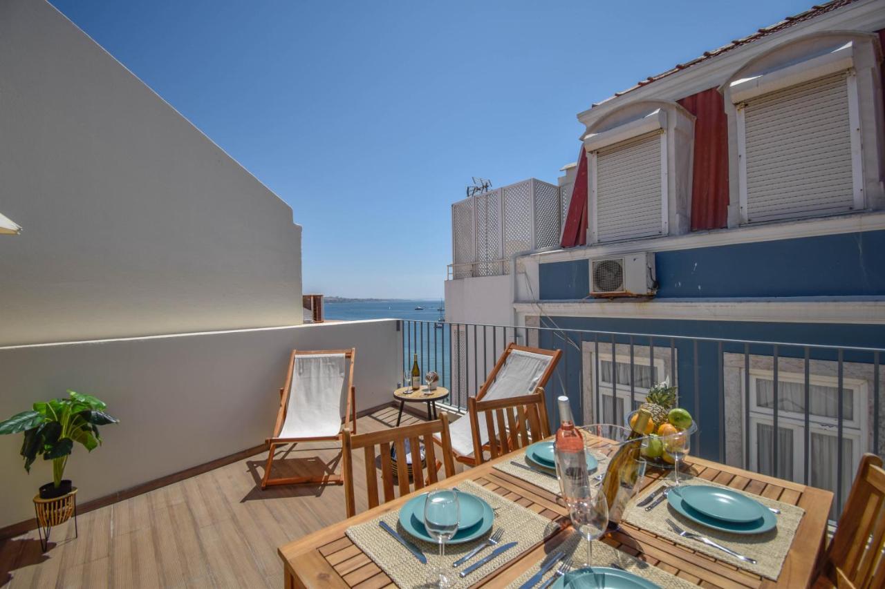 Central & Stylish 2 Bedroom Apartment W/ Balcony Κασκαΐς Εξωτερικό φωτογραφία