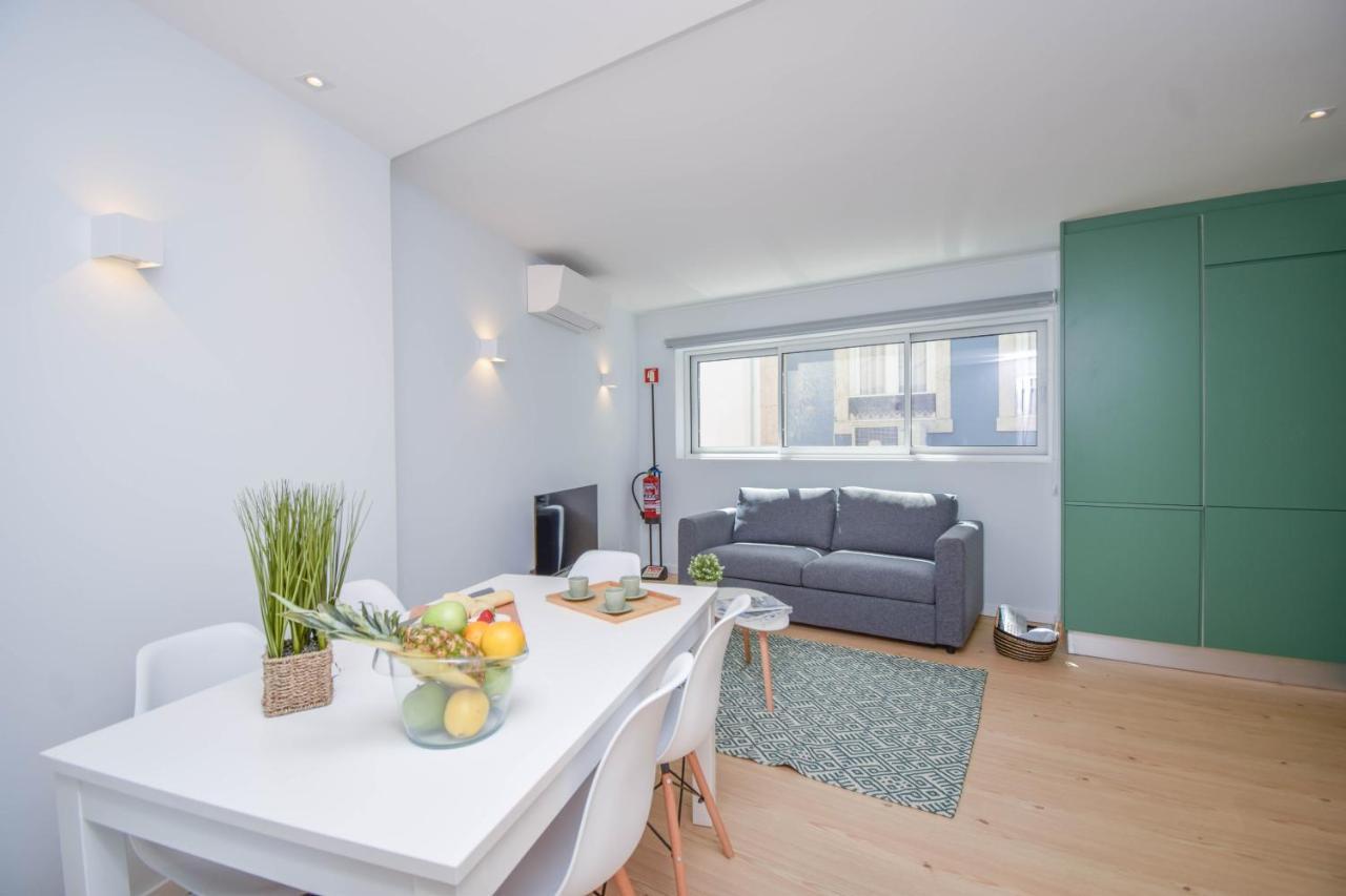 Central & Stylish 2 Bedroom Apartment W/ Balcony Κασκαΐς Εξωτερικό φωτογραφία