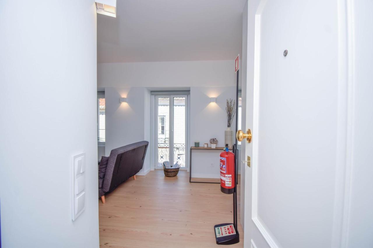 Central & Stylish 2 Bedroom Apartment W/ Balcony Κασκαΐς Εξωτερικό φωτογραφία